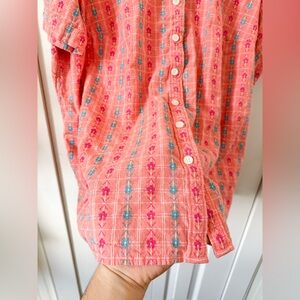 Vintage Liz Claiborne Coral Button-Up Shirt with Floral Embroidery